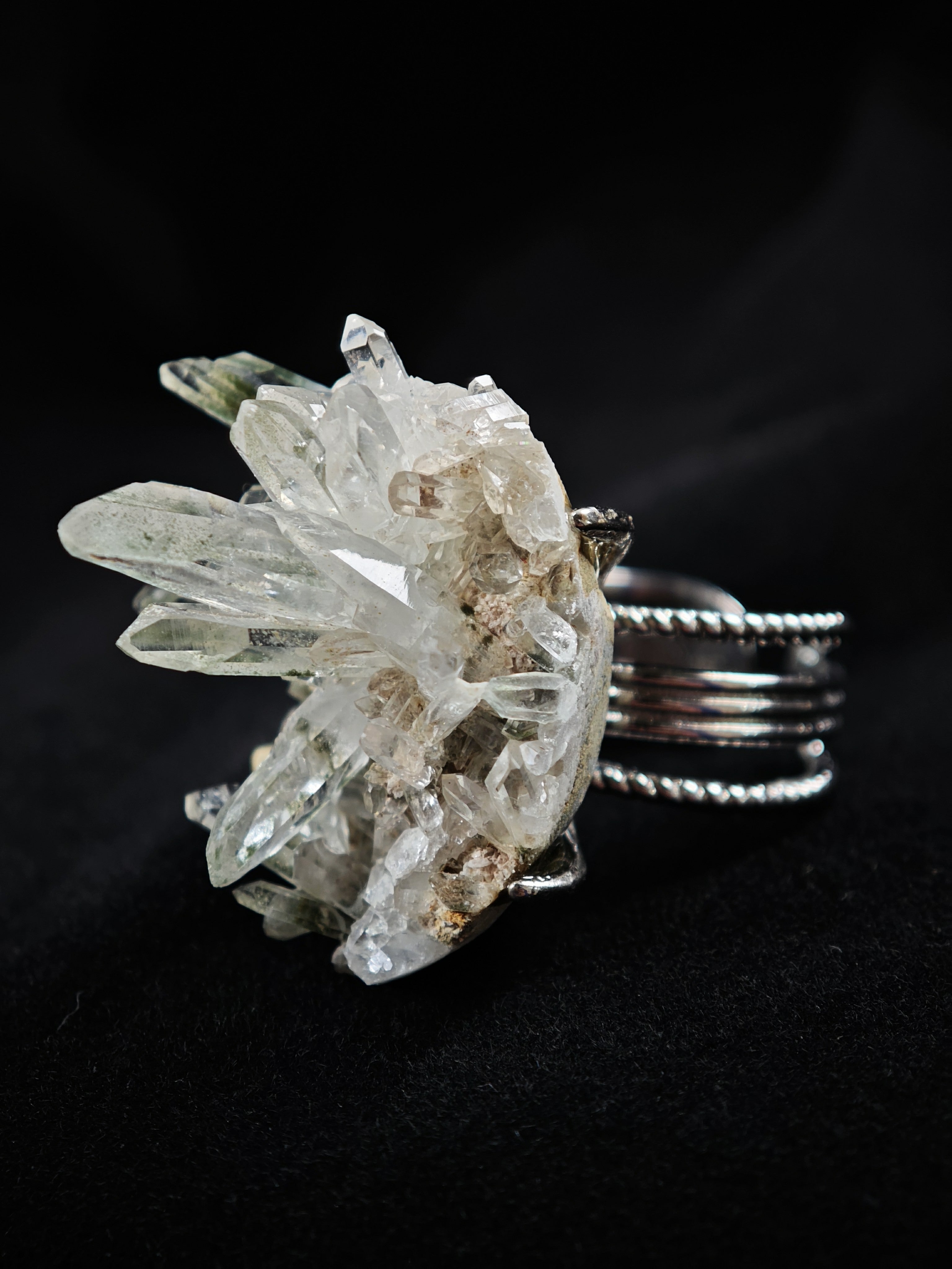 Crystal&Prase Adjustable Ring - Natural Mineral - Solo Collection -044