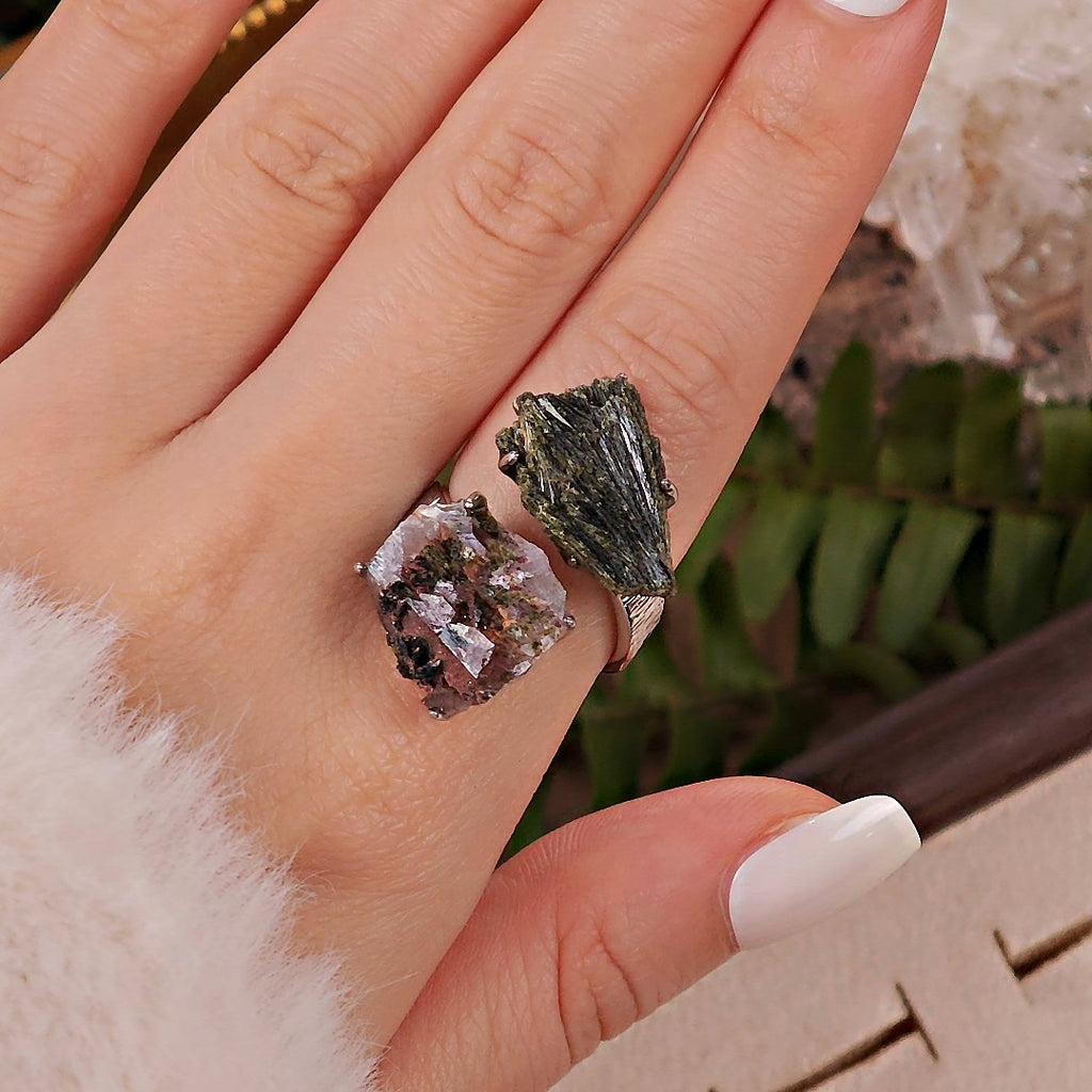 Raw Quartz&Green Tourmaline Adjustable Ring – Natural Mineral Stone Ring, Handmade One of a Kind Jewelry-068