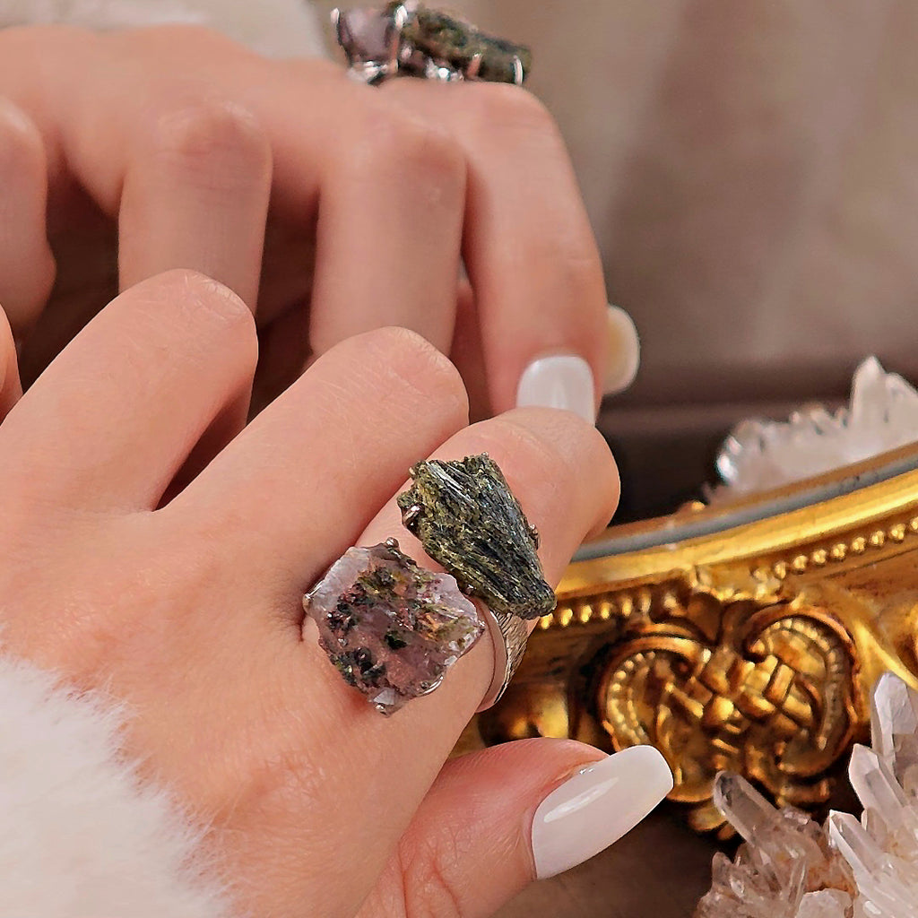 Raw Quartz&Green Tourmaline Adjustable Ring – Natural Mineral Stone Ring, Handmade One of a Kind Jewelry-068